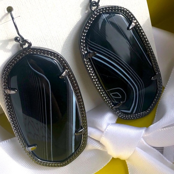 NWOT RARE & Retired Kendra Scott Danielle Earrings Black Banded Agate & Gunmetal - Picture 3 of 14